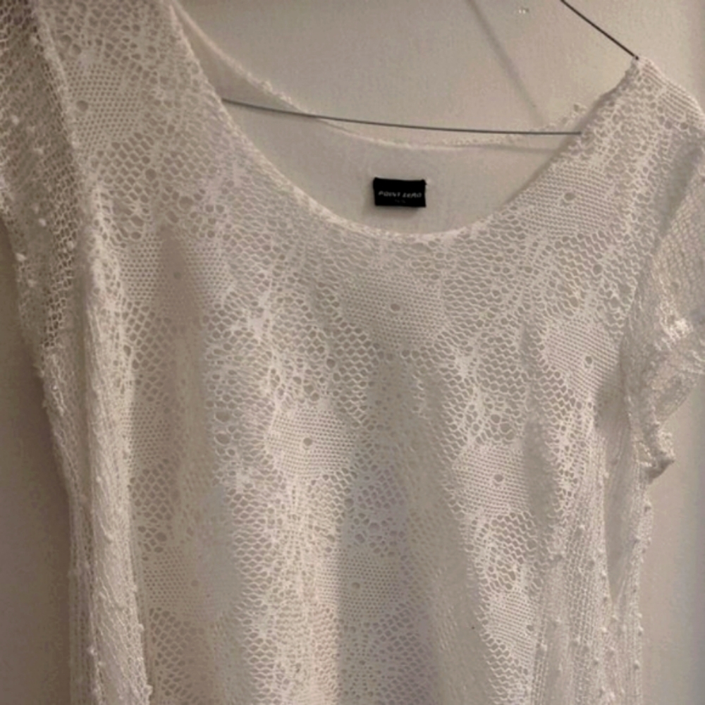 Point Zero White Lace Tunic w Cap Sleeve - Size XL - Preloved